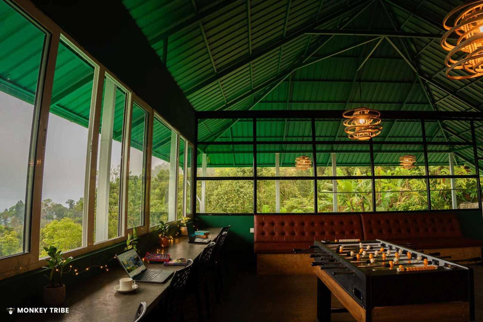 Monkey Tribe Munnar Hostel ภายนอก รูปภาพ
